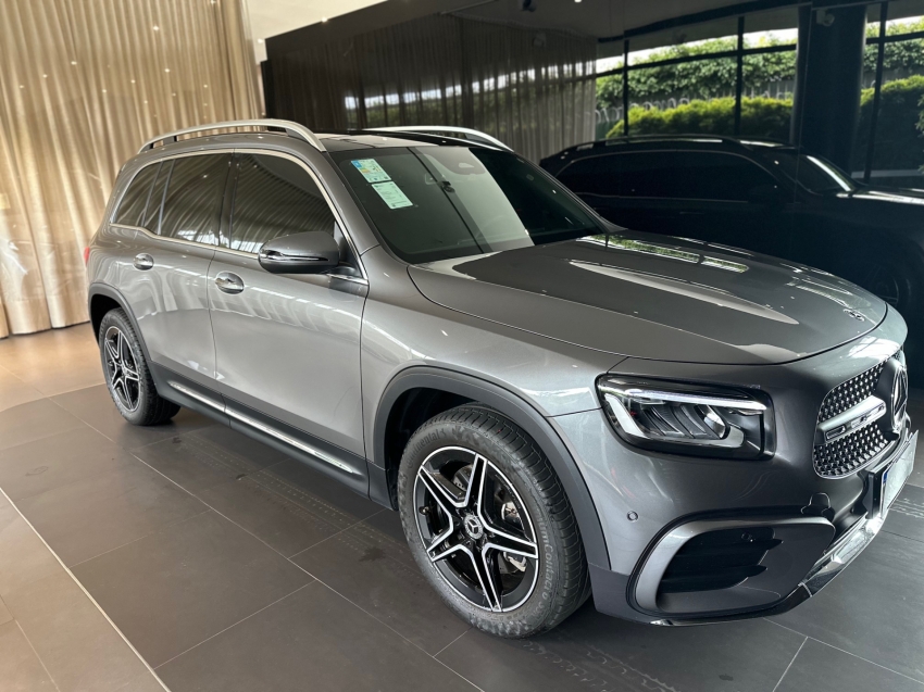 mercedes-benz glb 220 2.0 mhev amg line 4matic 8g-dct hibrido 4p automatico 20252