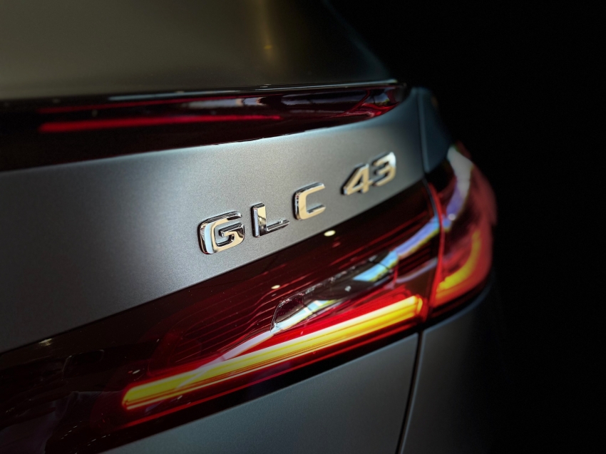 mercedes-benz glc 43 amg 2.0 mhev coupe 4matic speedshift hibrido 4p automatico 20268