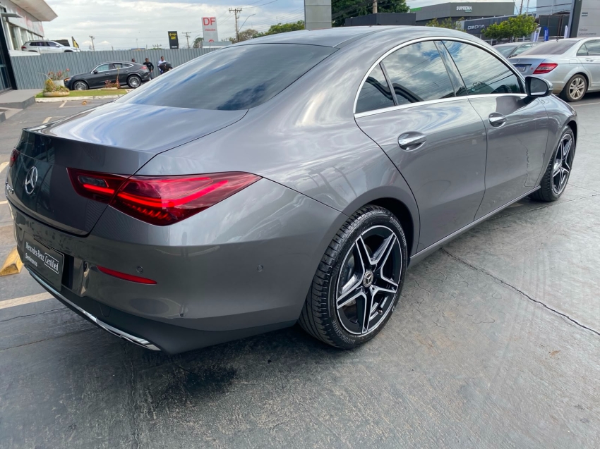 mercedes-benz cla 200 1.3 mhev progressive 7g-dct hibrido 4p automatico 20254