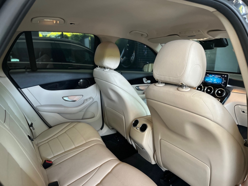 mercedes-benz glc 220d 2.0 turbo diesel off-road 9g-tronic 4p automatico 202110