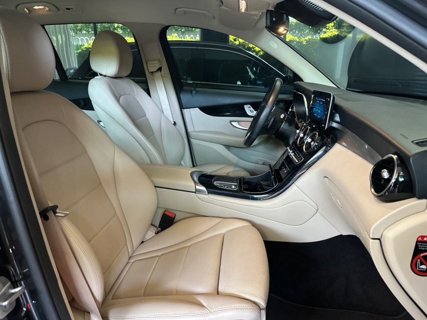 mercedes-benz glc 220d 2.0 turbo diesel off-road 9g-tronic 4p automatico 20219