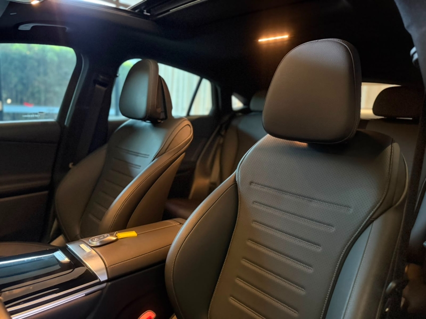 mercedes-benz glc 300 2.0 mhev amg line coupe 4matic 9g-tronic hibrido 4p automatico 202510