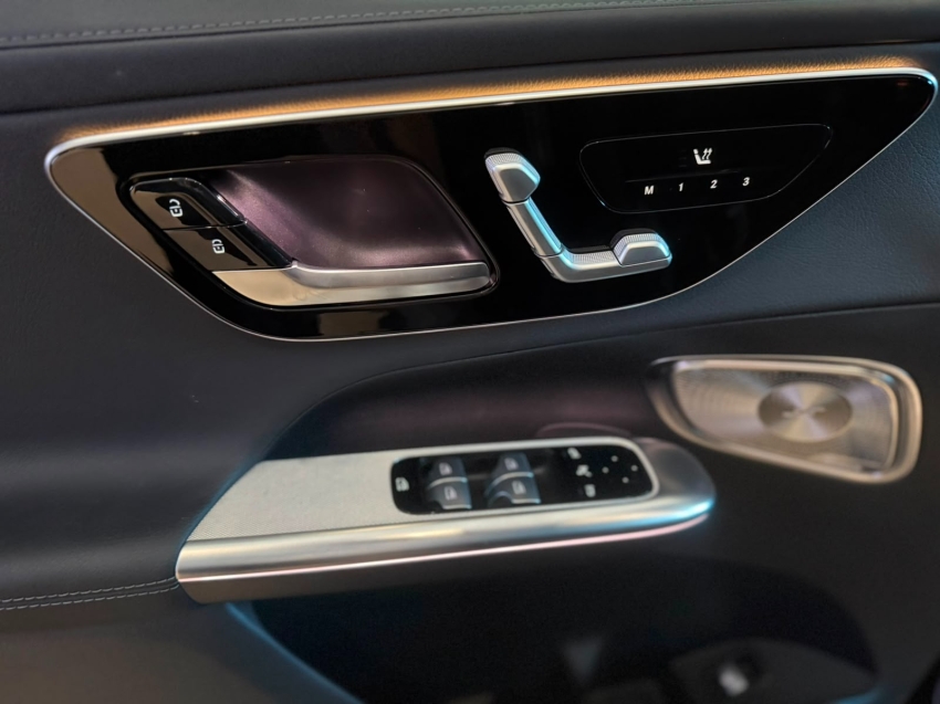 mercedes-benz glc 300 2.0 mhev amg line coupe 4matic 9g-tronic hibrido 4p automatico 20258