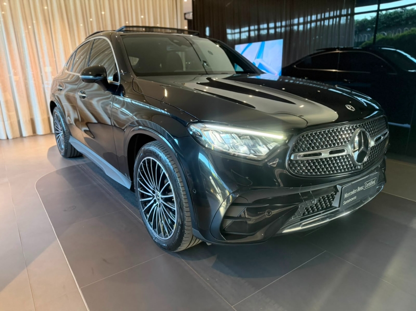 mercedes-benz glc 300 2.0 mhev amg line coupe 4matic 9g-tronic hibrido 4p automatico 20250