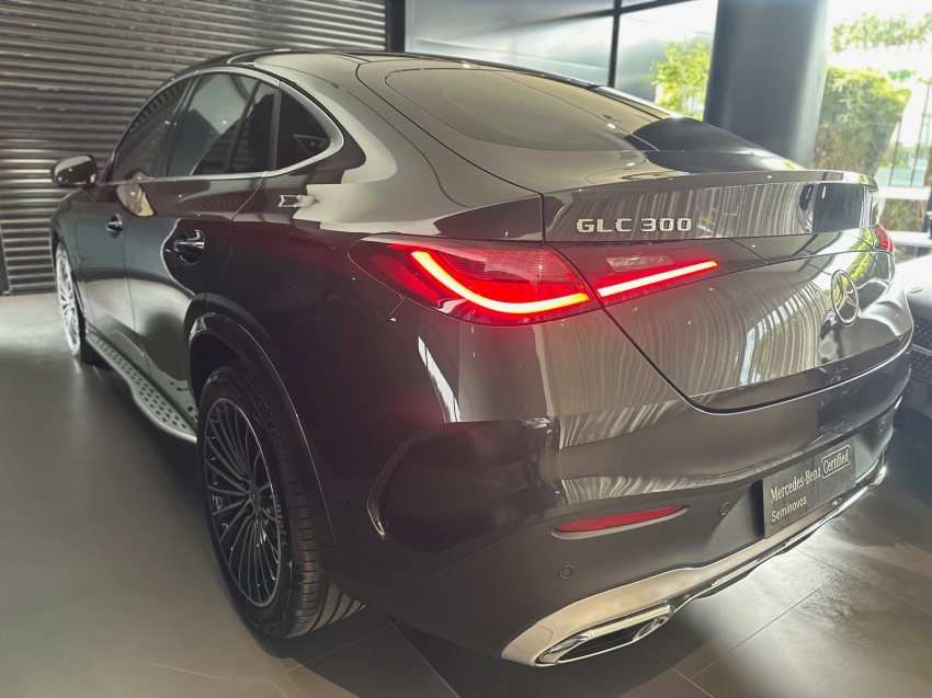 mercedes-benz glc 300 2.0 mhev coupe 4matic 9g-tronic hibrido 4p automatico 20244