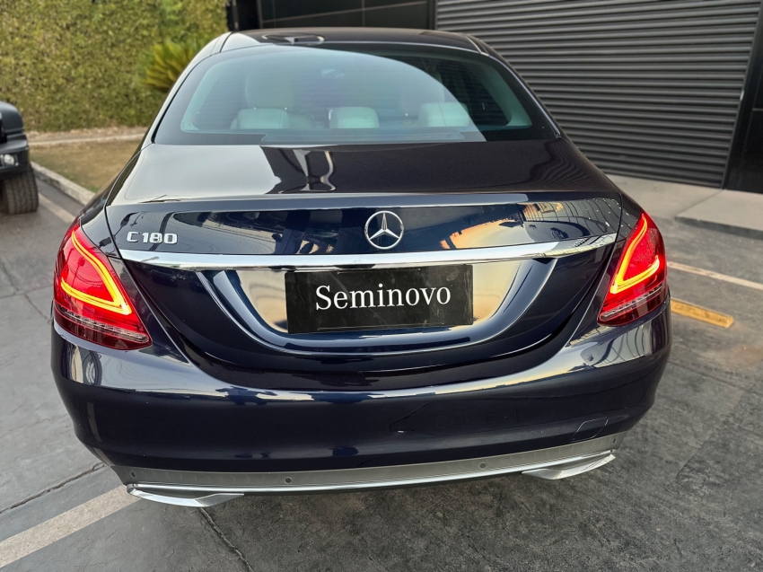 mercedes-benz c 180 1.6 cgi flex avantgarde 9g-tronic 4p automatico 20195