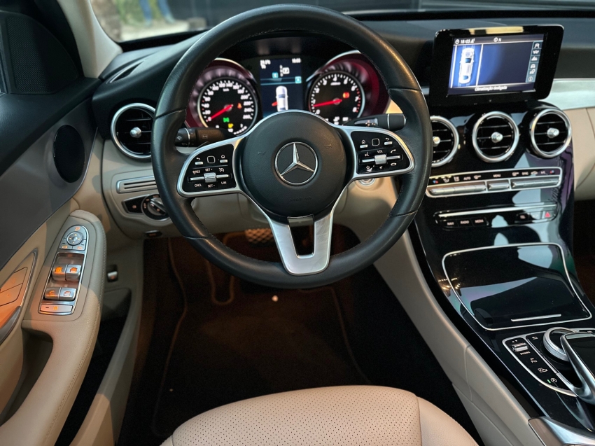 mercedes-benz c 180 1.6 cgi flex avantgarde 9g-tronic 4p automatico 201911