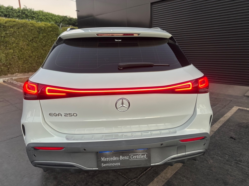 mercedes-benz eqa 250 66,5 kw eletrico 2.0 4p automatico 20237