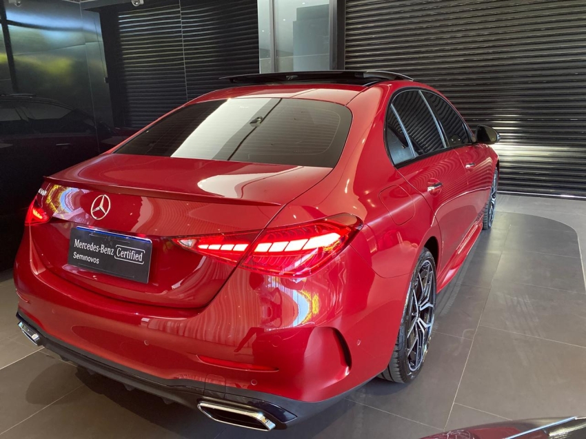 mercedes-benz c 300 2.0 eq boost hibrido amg line 9g-tronic 4p automatico 20245