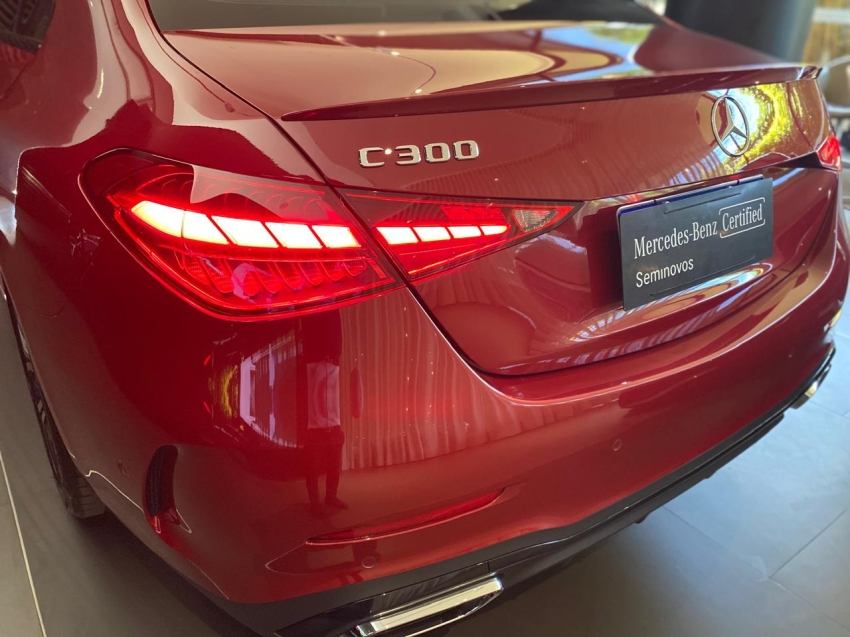 mercedes-benz c 300 2.0 eq boost hibrido amg line 9g-tronic 4p automatico 20243
