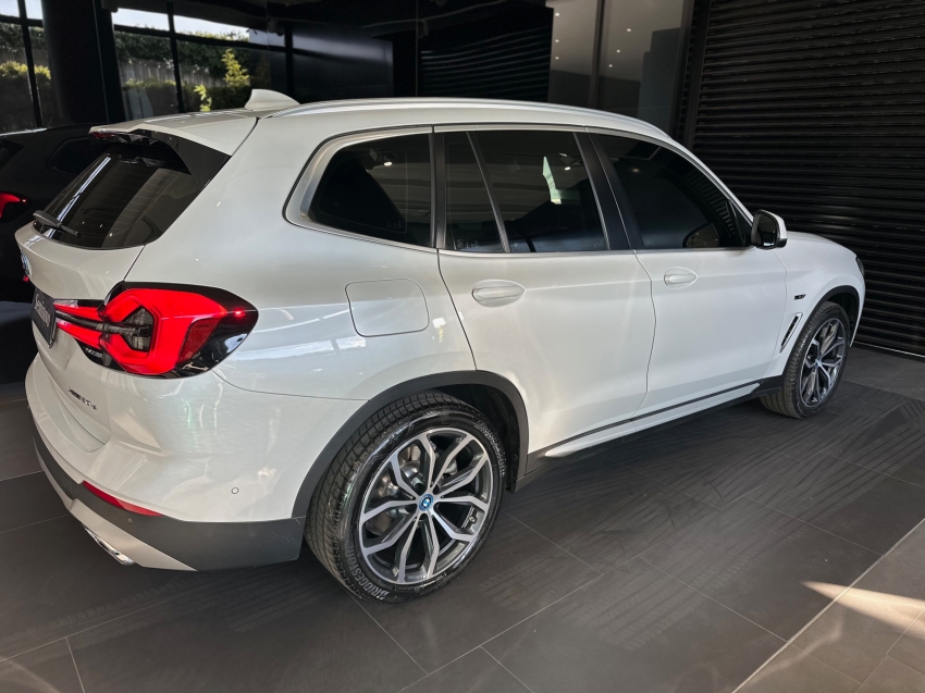 bmw x3 2.0 16v hibrido x line xdrive30e steptronic 4p automatico 20235