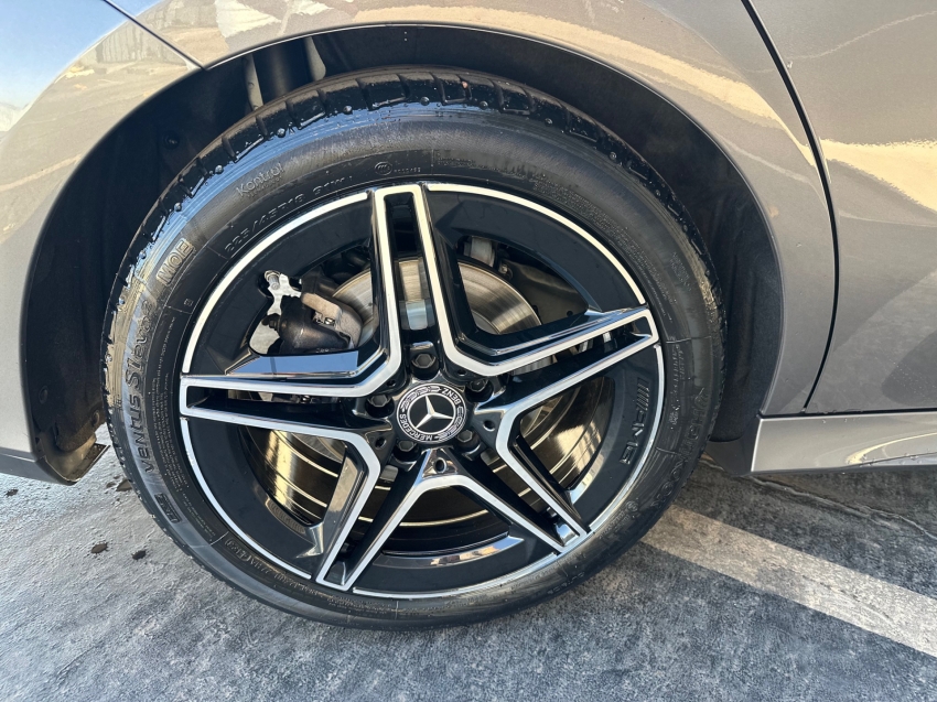 mercedes-benz cla 200 1.3 mhev amg line 7g-dct hibrido 4p automatico 20248