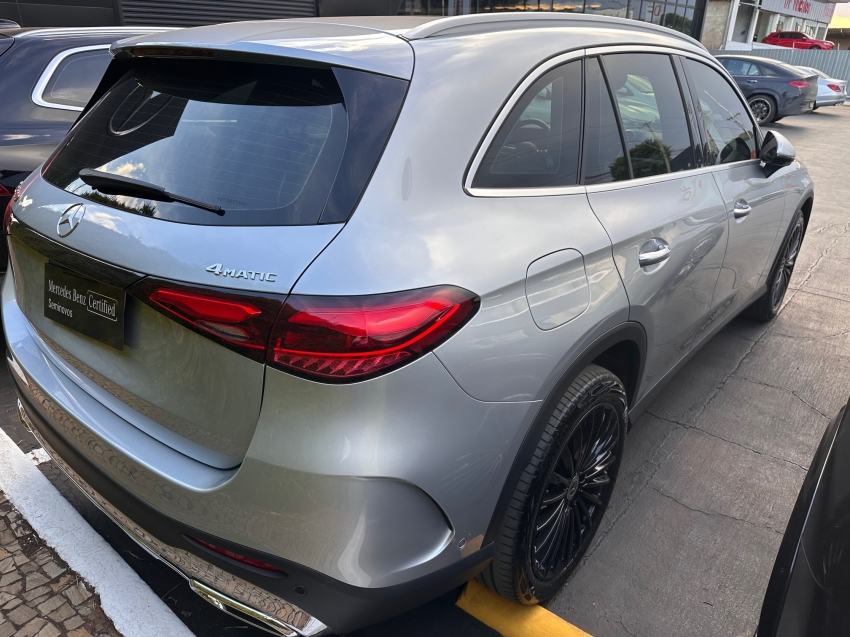 mercedes-benz glc 300 2.0 mhev amg line 4matic 9g-tronic hibrido 5p automatico 20252
