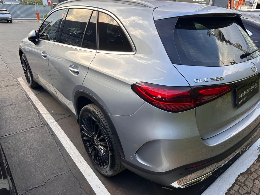 mercedes-benz glc 300 2.0 mhev amg line 4matic 9g-tronic hibrido 5p automatico 20253