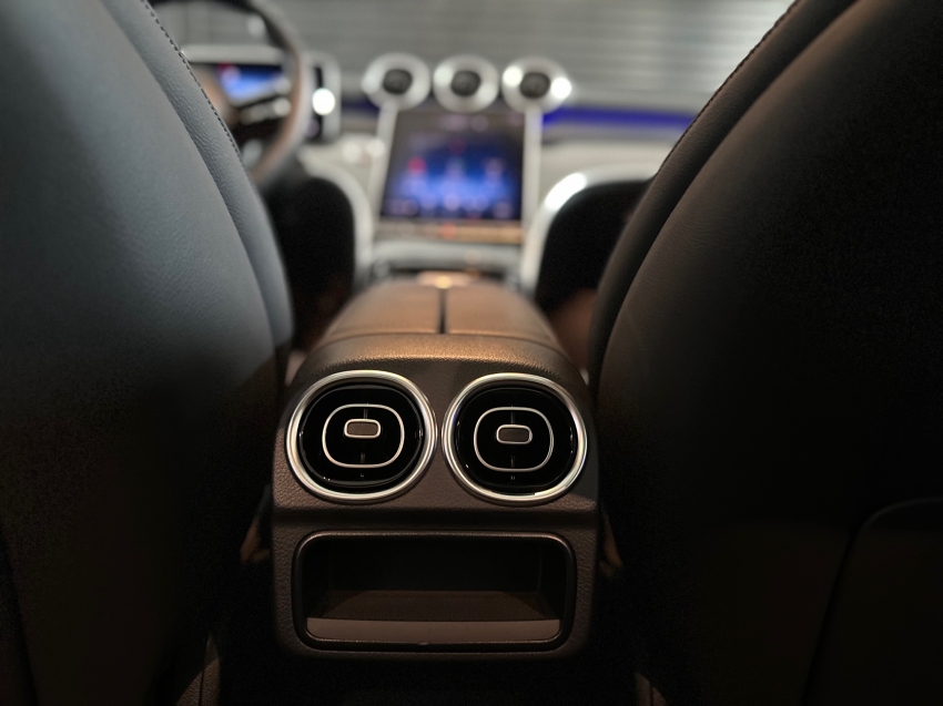 mercedes-benz glc 300 2.0 mhev amg line 4matic 9g-tronic hibrido 5p automatico 202511