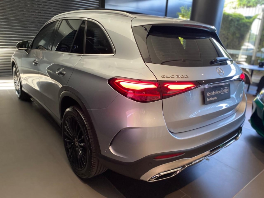 mercedes-benz glc 300 2.0 mhev amg line 4matic 9g-tronic hibrido 5p automatico 20253