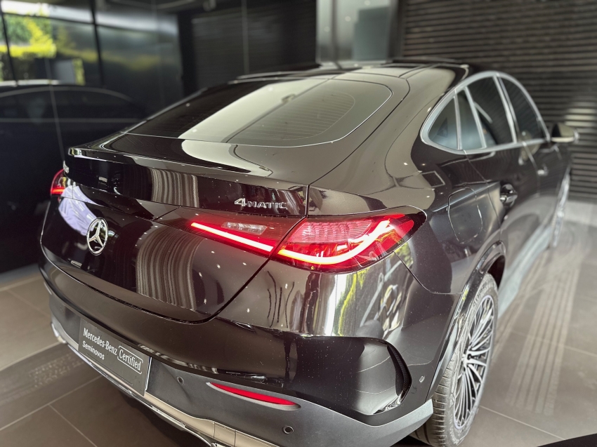 mercedes-benz glc 300 2.0 mhev amg line coupe 4matic 9g-tronic hibrido 4p automatico 20255