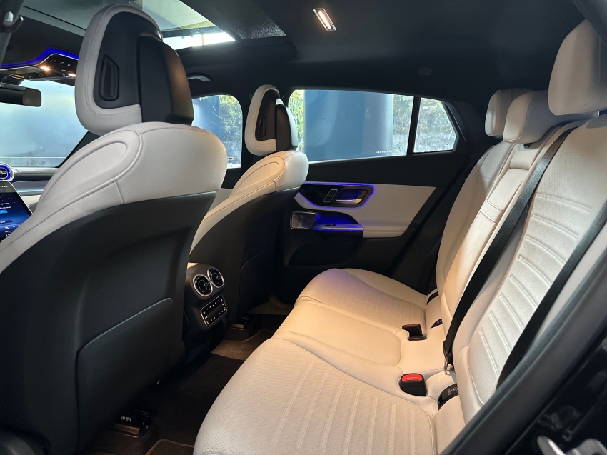 mercedes-benz glc 300 2.0 mhev amg line coupe 4matic 9g-tronic hibrido 4p automatico 202511