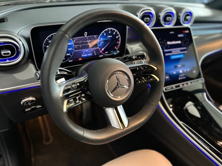 mercedes-benz glc 300 2.0 mhev amg line coupe 4matic 9g-tronic hibrido 4p automatico 202513