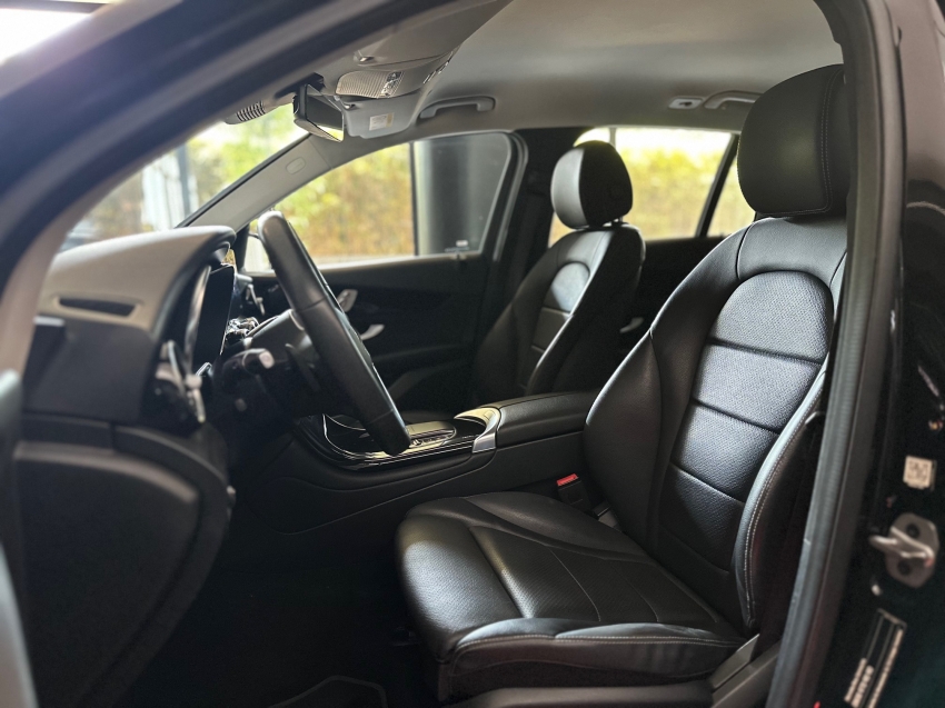 mercedes-benz glc 220d 2.0 turbo diesel off-road 9g-tronic 4p automatico 20228