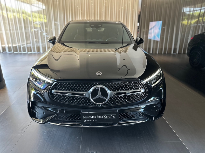 mercedes-benz glc 300 2.0 mhev amg line coupe 4matic 9g-tronic hibrido 4p automatico 20251