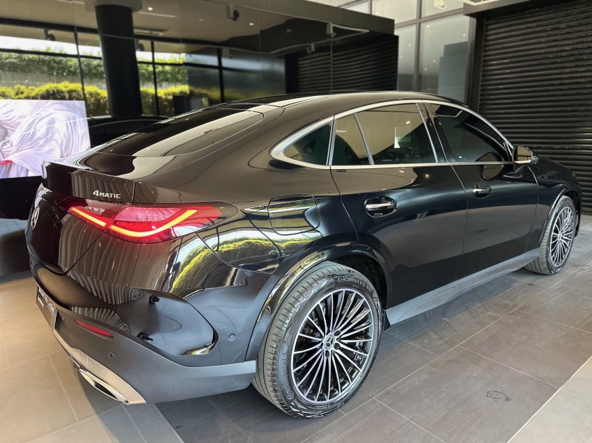 mercedes-benz glc 300 2.0 mhev amg line coupe 4matic 9g-tronic hibrido 4p automatico 20256