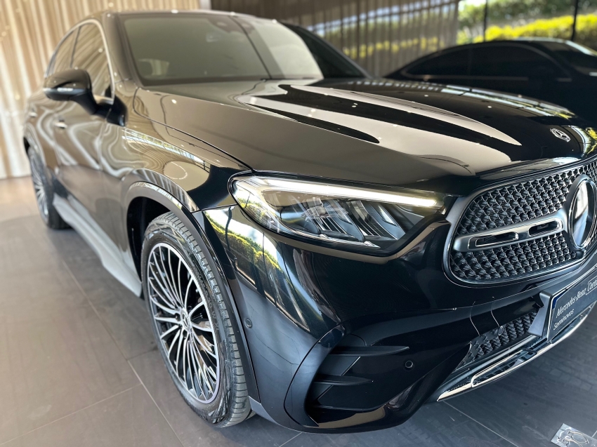 mercedes-benz glc 300 2.0 mhev amg line coupe 4matic 9g-tronic hibrido 4p automatico 20254
