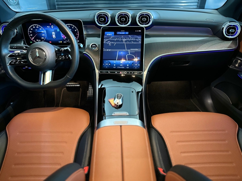 mercedes-benz glc 300 2.0 mhev amg line coupe 4matic 9g-tronic hibrido 4p automatico 202511