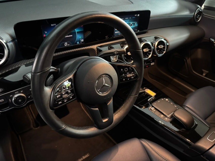 mercedes-benz a 200 1.3 cgi gasolina style sedan 7g-dct 4p automatico 20198