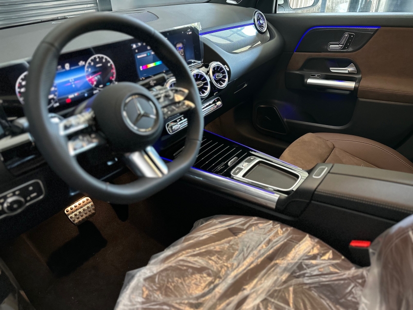 mercedes-benz gla 200 1.3 mhev amg line 7g-dct hibrido 4p automatico 202610