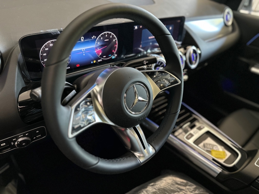 mercedes-benz gla 200 1.3 mhev progressive 7g-dct hibrido 4p automatico 202611
