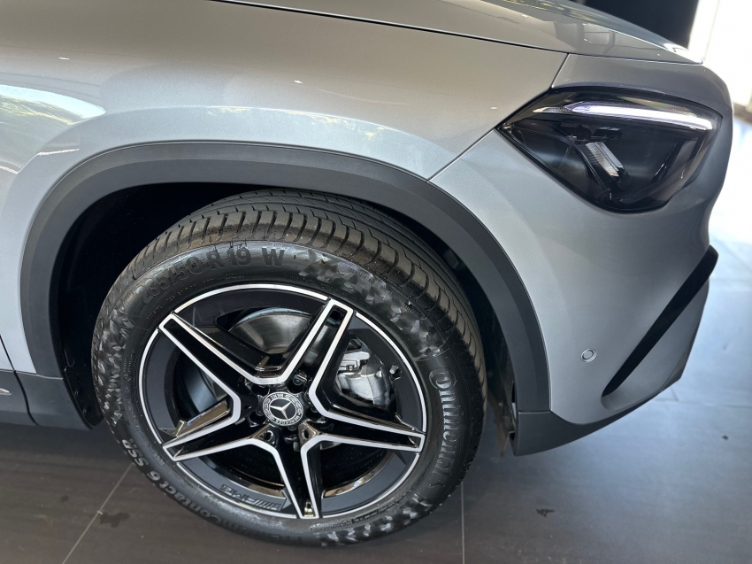 mercedes-benz gla 200 1.3 mhev progressive 7g-dct hibrido 4p automatico 20263