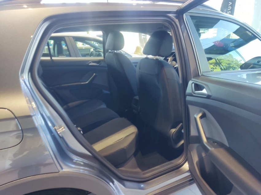 volkswagen t-cross 1.0 200 tsi total flex automatico 4p 2025