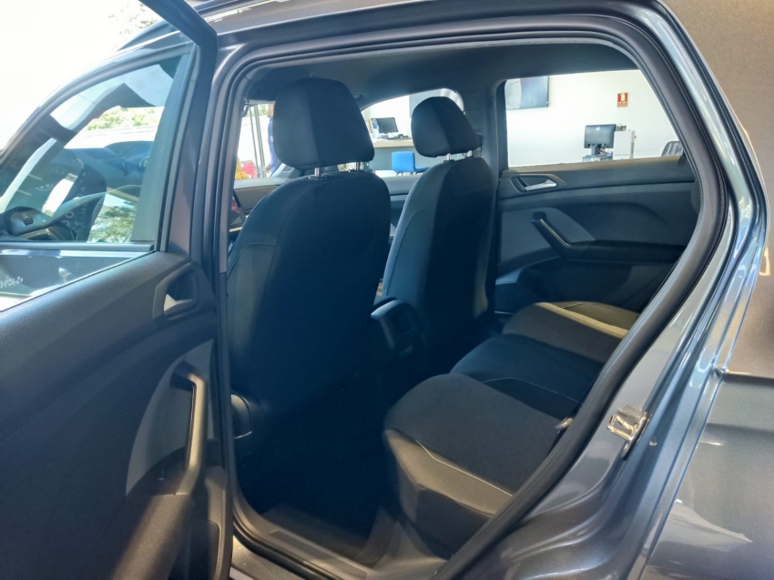 volkswagen t-cross 1.0 200 tsi total flex automatico 4p 2025