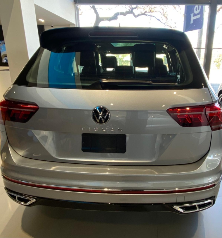 volkswagen tiguan 2.0 300 tsi gasolina allspace r-line automatico 4p 2025