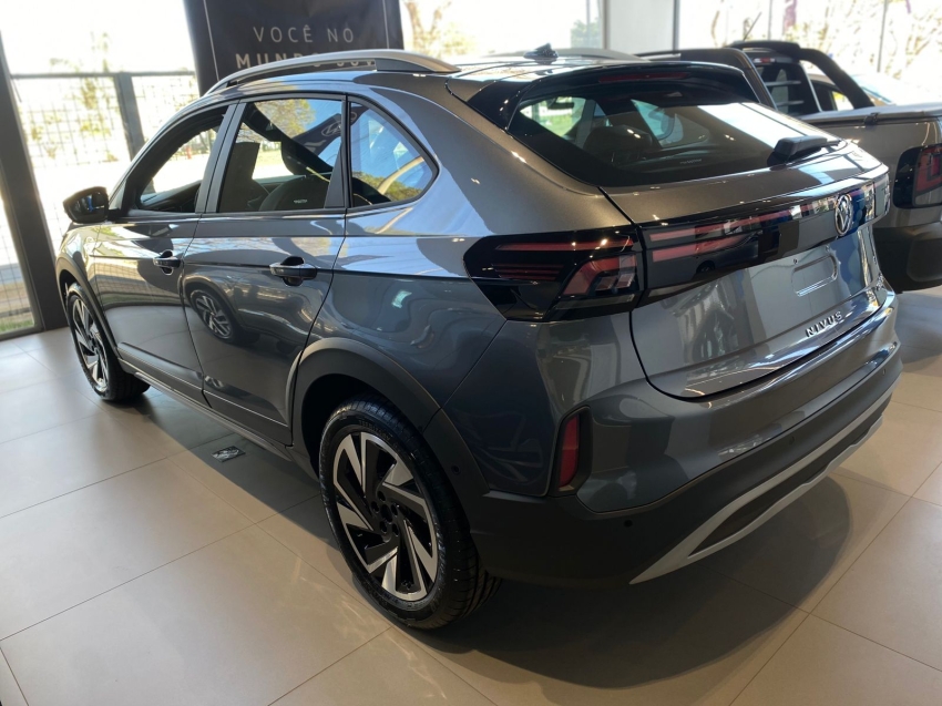volkswagen nivus 1.0 200 tsi total flex highline automatico 4p manual 2026