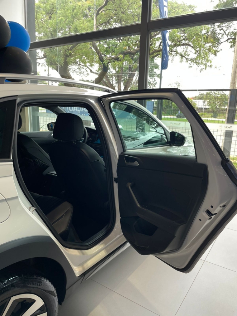 volkswagen nivus 1.0 200 tsi total flex highline automatico 4p 20263