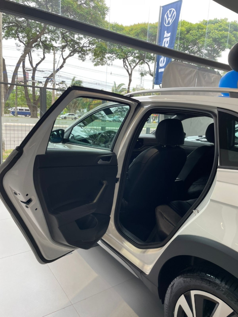 volkswagen nivus 1.0 200 tsi total flex highline automatico 4p 20266