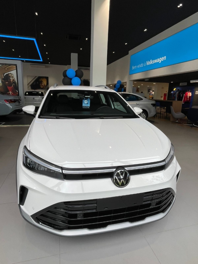 volkswagen nivus 1.0 200 tsi total flex highline automatico 4p 2026