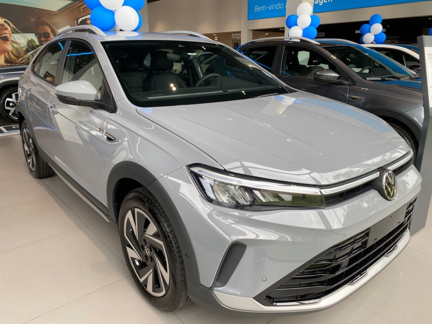 volkswagen nivus 1.0 200 tsi total flex highline automatico 4p 2026