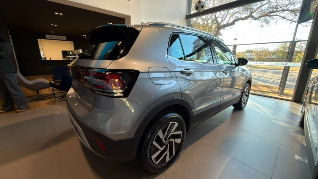volkswagen t-cross 1.4 250 tsi total flex highline automatico 4p 20267