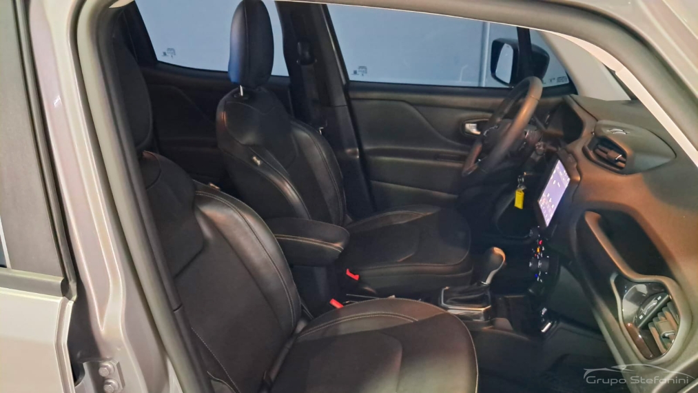 jeep renegade 1.3 t270 turbo flex longitude at6 4p automatico 2023