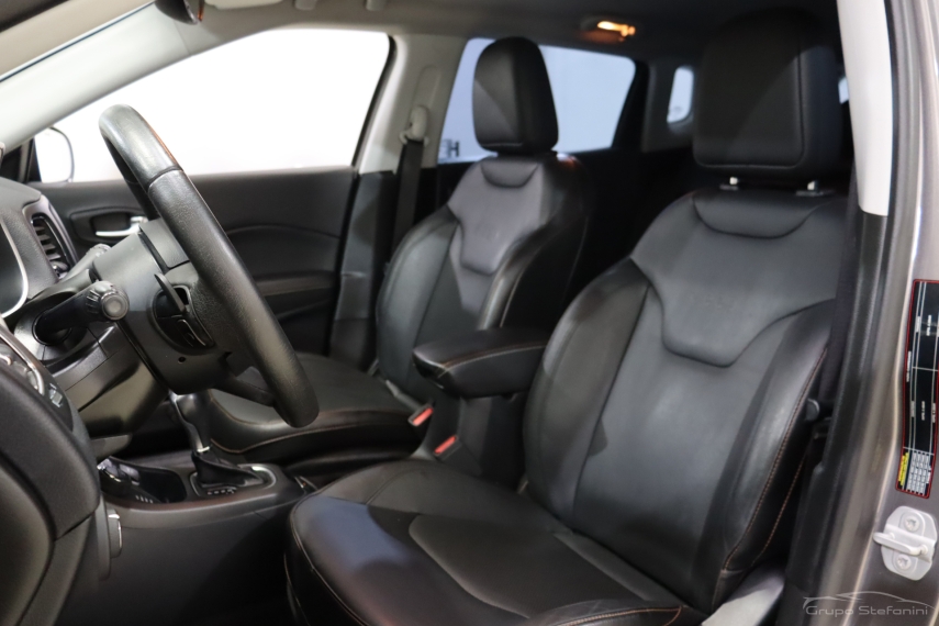 jeep compass 2.0 16v diesel longitude 4x4 automatico 4p 2020