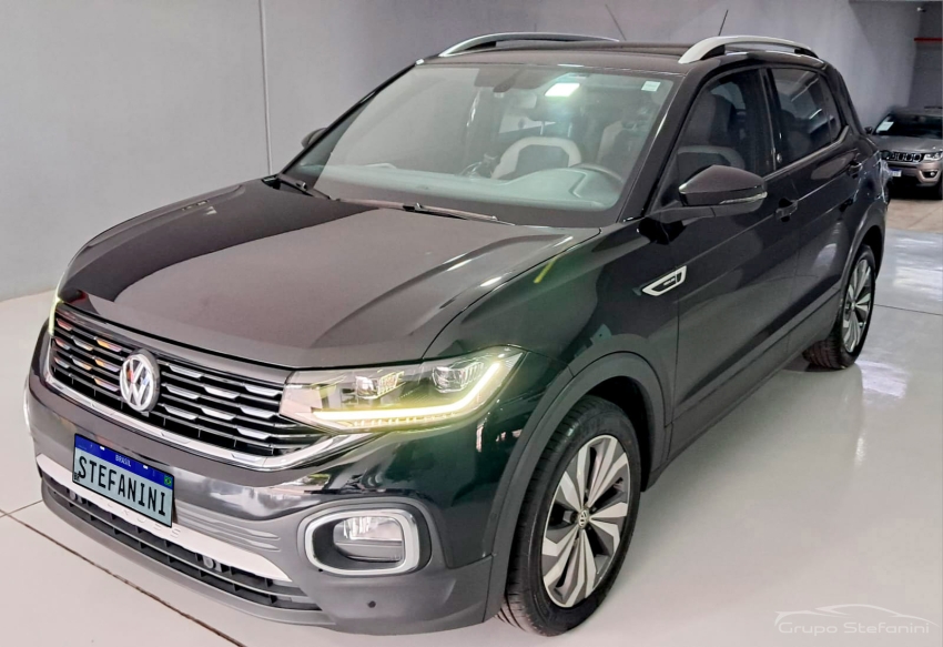 volkswagen t-cross 1.4 250 tsi total flex highline automatico 4p 2020 volkswagen t-cross 1.4 250 tsi total flex highline automatico 4p 2020