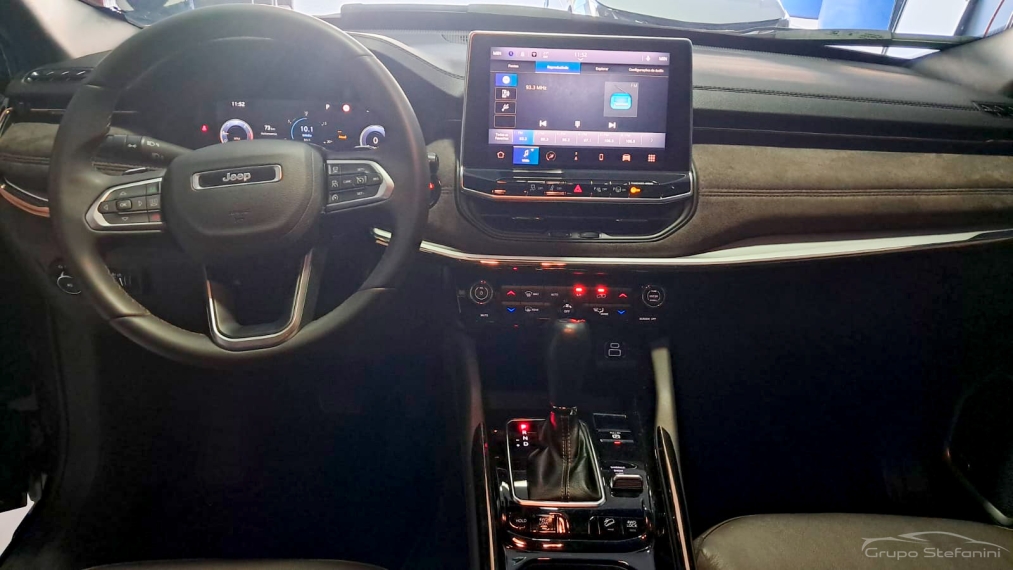 jeep commander 2.0 td380 turbo diesel overland at9 4p automatico 2022
