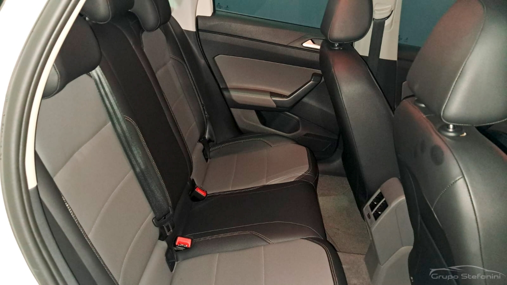 volkswagen polo 1.0 200 tsi highline automatico flex 4p 2019