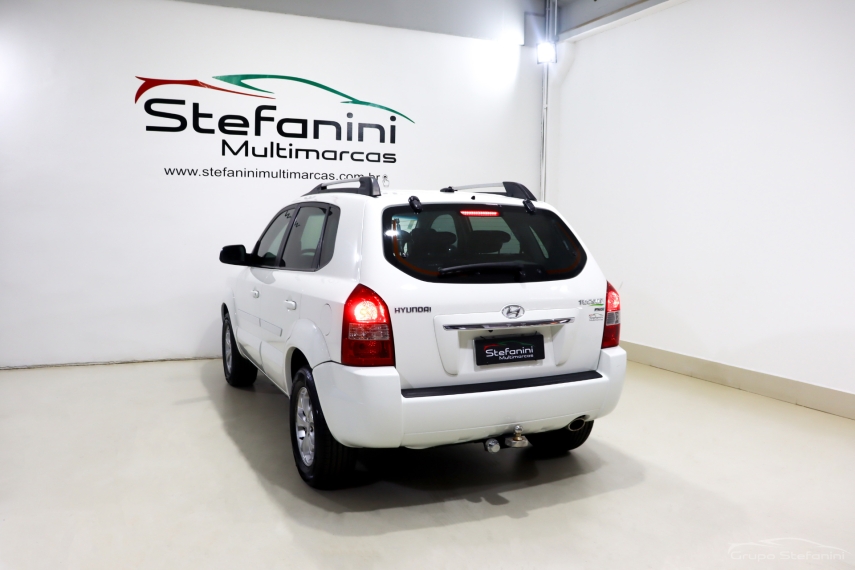 hyundai tucson 2.0 mpfi gls 16v 143cv 2wd flex 4p automatico 2015