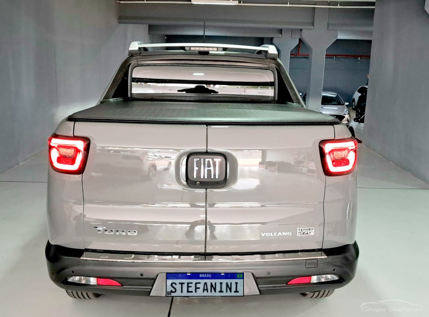 fiat toro 1.3 turbo 270 flex volcano at6 4p automatico 2025