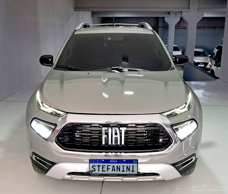fiat toro 1.3 turbo 270 flex volcano at6 4p automatico 2025