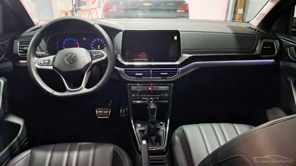 volkswagen t-cross 1.4 250 tsi total flex highline automatico 4p 2025